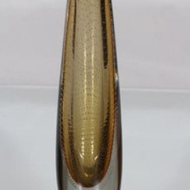 Nuutajärvi GN 25 maljakko, happosigneerattu, suunnittelija Gunnel Nyman, happosigneerattu, suuri, massiivinen, piikkimuotti