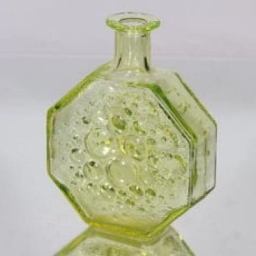 Riihimäen lasi Stella Polaris koristepullo, keltainen, suunnittelija Nanny Still,