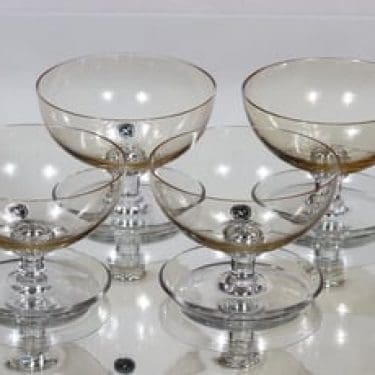 Nuutajärvi Jäätelömalja annoskulhot, hunaja, 4 kpl, suunnittelija Saara Hopea,