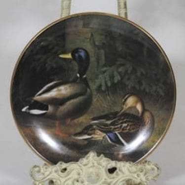 Arabia koristelautanen, Heinäsorsapari, suunnittelija von Wright, Heinäsorsapari, serikuva