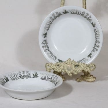 Arabia Polaris lautaset, syvä, 2 kpl, suunnittelija Raija Uosikkinen, syvä, serikuva