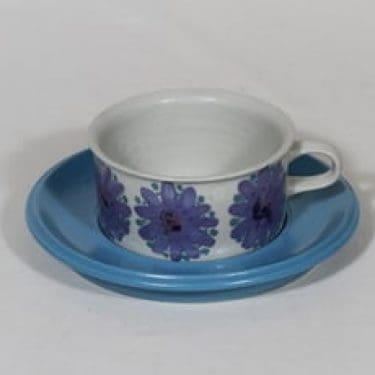 Arabia S teekuppi, suunnittelija Hilkka-Liisa Ahola, signeerattu