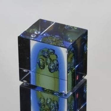 Nuutajärvi Vuosikuutio taidelasi, 2007, suunnittelija Oiva Toikka, 2007, signeerattu, numeroitu