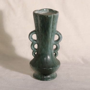 Kupittaan savi maljakko, vihreä, suunnittelija , valilasite