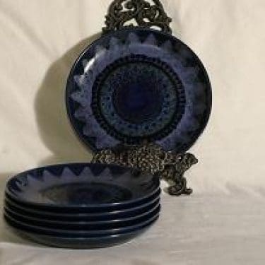 Arabia Kuutamo lautaset, käsinmaalattu, 6 kpl, suunnittelija Hilkka-Liisa Ahola, käsinmaalattu