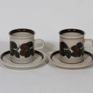 Arabia Ruija kahvikupit, käsinmaalattu, 2 kpl, suunnittelija Raija Uosikkinen, käsinmaalattu, signeerattu