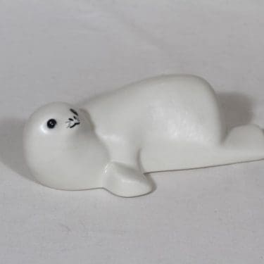 Arabia figuuri, hylje, suunnittelija Lillemor Mannerheim-Klingspor, hylje, signeerattu