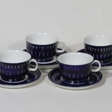 Arabia Valencia mokkakupit, 10 cl, 4 kpl, suunnittelija Ulla Procope, 10 cl, pieni, käsinmaalattu, signeerattu