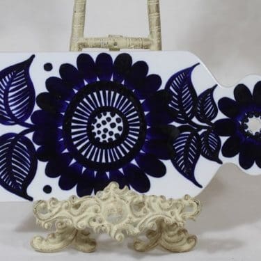 Arabia Köökki talouslevy, käsinmaalattu, suunnittelija Gunvor Olin-Grönqvist, käsinmaalattu, signeerattu