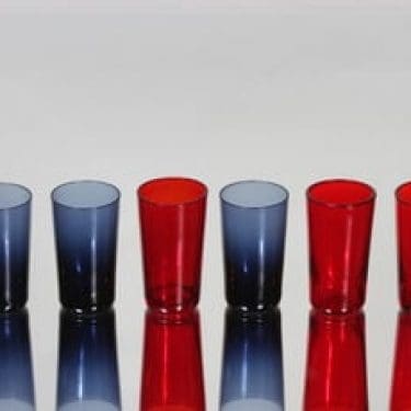 Nuutajärvi 1153 snapsilasit, punainen|sininen, 6 kpl, suunnittelija Kaj Franck, pieni