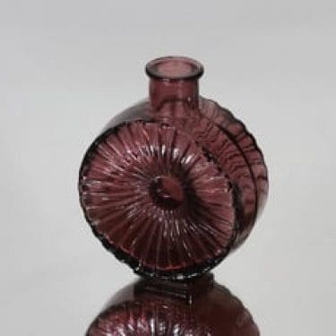 Riihimäen lasi Aurinkopullo koristepullo, koko 1/4, suunnittelija Helena Tynell, koko 1/4, punaharmaa XVII, pieni