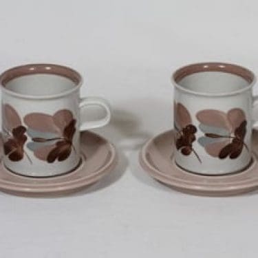 Arabia Koralli kahvikupit, käsinmaalattu, 2 kpl, suunnittelija Raija Uosikkinen, käsinmaalattu, korkea
