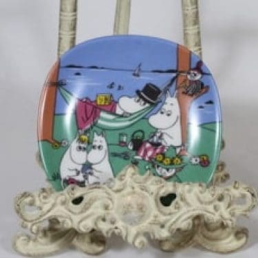 Arabia Muumi koristelautanen, Perheidylli, suunnittelija Tove Slotte, Perheidylli, pieni, serikuva