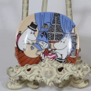 Arabia Muumi koristelautanen, Rauhallinen hetki, suunnittelija Tove Slotte, Rauhallinen hetki, pieni, serikuva