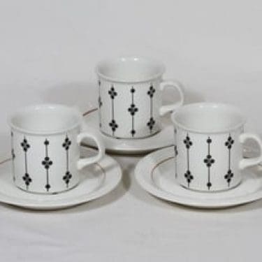 Arabia Kartano kahvikupit, 3 kpl, suunnittelija Esteri Tomula, serikuva