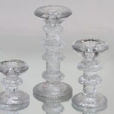 Iittala Festivo kynttilänjalat, eri kokoja, 3 kpl, suunnittelija Timo Sarpaneva, eri kokoja, signeerattu