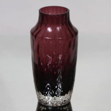 Riihimäen lasi 1433 maljakko, lila, suunnittelija Tamara Aladin,