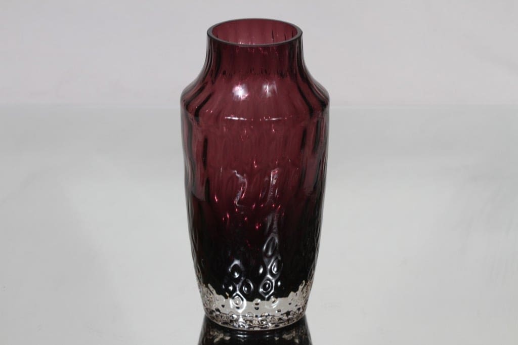 Riihimäen lasi 1433 maljakko, lila, suunnittelija Tamara Aladin,