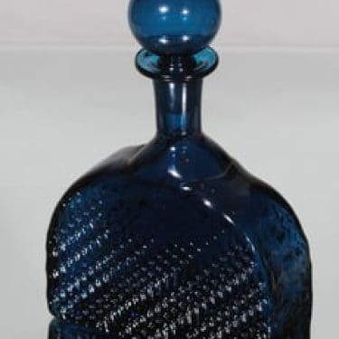 Riihimäen lasi Flindari koristepullo, 50 cl, suunnittelija Nanny Still, 50 cl, pieni