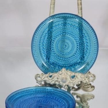 Nuutajärvi Kastehelmi lautaset, turkoosi, 3 kpl, suunnittelija Oiva Toikka, pieni