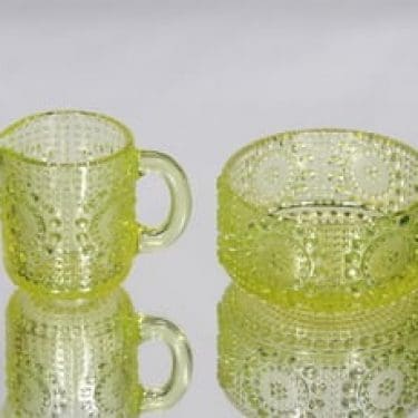 Riihimäen lasi 5565, 5566 sokerikko ja kermakko, keltainen, suunnittelija Nanny Still,