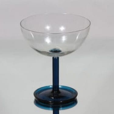 Riihimäen lasi Ultra malja, kirkas-sininen, suunnittelija Nanny Still,