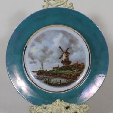 Arabia koristelautanen, suunnittelija , serikuva, lysteriraita, kultaraita