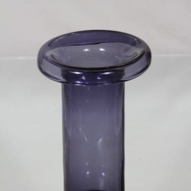 Riihimäen lasi Ametisti maljakko, violetti, suunnittelija Nanny Still,