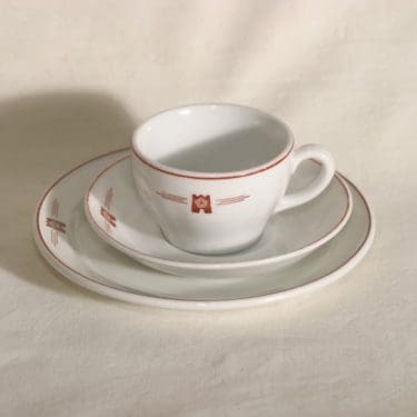 Arabia OZ kahvikuppi, Kela-logo, suunnittelija , Kela-logo