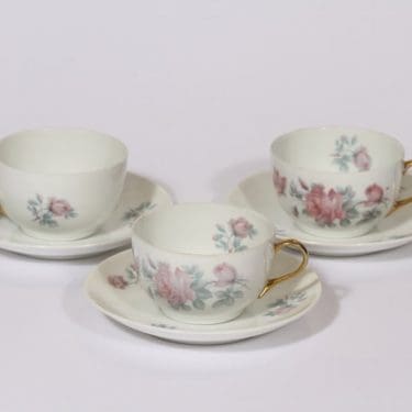 Arabia GB kahvikupit, kukkakuvio, 3 kpl, suunnittelija , kukkakuvio, siirtokuva, ruusuaihe