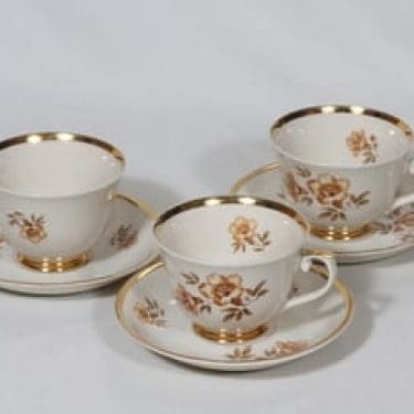 Arabia Myrna kahvikupit, 3 kpl, suunnittelija Olga Osol, serikuva, kukka-aihe