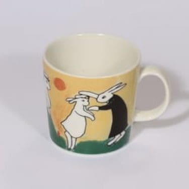 Arabia muki, suunnittelija Heljä Liukko-Sundström, serikuva, jänisaihe