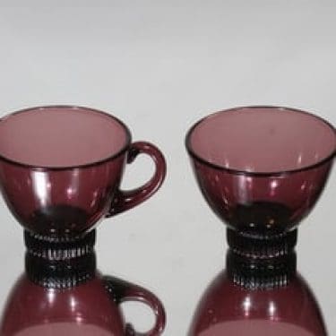 Kumela sokerikko ja kermakko, lila, suunnittelija ,