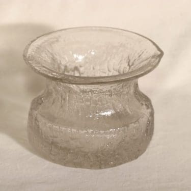 Iittala Finlandia maljakko, signeerattu, suunnittelija Timo Sarpaneva, signeerattu, puumuotti