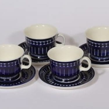 Arabia Valencia kahvikupit, käsinmaalattu, 4 kpl, suunnittelija Ulla Procope, käsinmaalattu, signeerattu