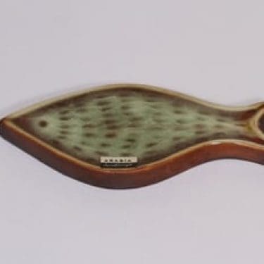 Arabia Kala seinälaatta, käsinmaalattu, suunnittelija Gunvor Olin-Grönqvist, käsinmaalattu, pieni, signeerattu