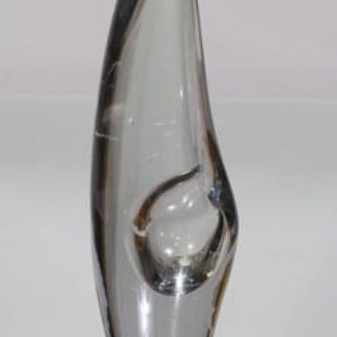Iittala Orkidea taide-esine, signeerattu, suunnittelija Timo Sarpaneva, signeerattu, massiivinen