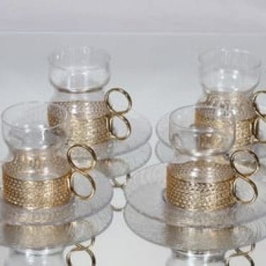 Iittala Tsaikka teelasit ja lautaset, kirkas, 4 kpl, suunnittelija Timo Sarpaneva, kullattu
