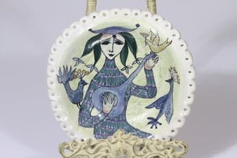 Arabia wall plate, hand-painted, designer Hilkka-Liisa Ahola, hand-made, player theme, unique