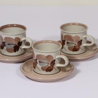 Arabia Koralli kahvikupit, käsinmaalattu, 3 kpl, suunnittelija Raija Uosikkinen, käsinmaalattu