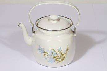 Finel kahvipannu, 1.5 l, suunnittelija Esteri Tomula, 1.5 l, serikuva, kukka-aihe