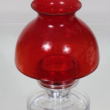 Riihimäen lasi Apollo kynttilälyhty, rubiininpunainen, suunnittelija Nanny Still,