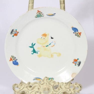 Arabia Muumi lasten lautanen, suunnittelija Tove Slotte, pieni, serikuva