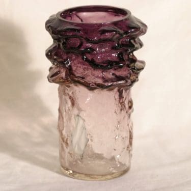 Kumela Natura maljakko, Pahka, suunnittelija Kaj Blomqvist, Pahka, signeerattu