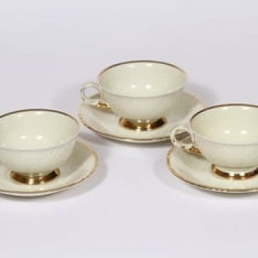 Arabia Kultakoriste kahvikupit, 3 kpl, suunnittelija , kullattu