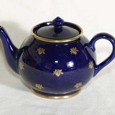 Arabia S42 teekaadin, 0.725 l, suunnittelija , 0.725 l, painokoriste