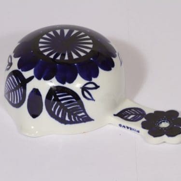 Arabia Köökki kauha, käsinmaalattu, suunnittelija Gunvor Olin-Grönqvist, käsinmaalattu, signeerattu