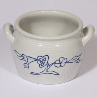 Arabia B ruukku, kukkakuvio, suunnittelija , kukkakuvio, kobolttimaalaus, 1 l