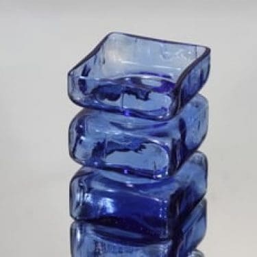 Riihimäen lasi maljakko, sininen, suunnittelija ,