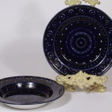 Arabia Valencia lautaset, syvä, 2 kpl, suunnittelija Ulla Procope, syvä, käsinmaalattu, signeerattu